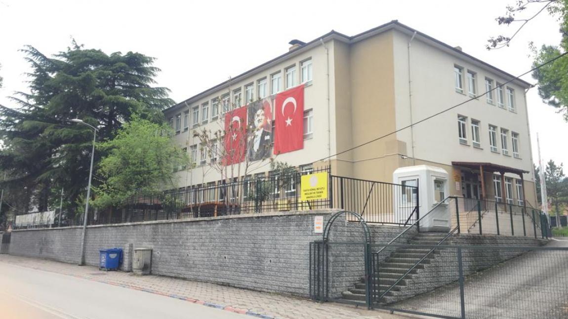 Yahya Kemal Beyatlı Mesleki ve Teknik Anadolu Lisesi Fotoğrafı